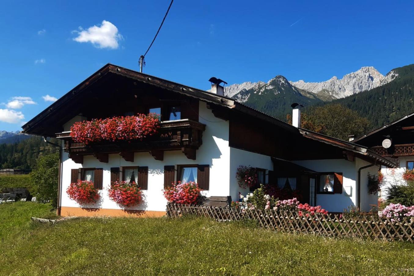 Ferienhaus Muchhof Leutasch Exterior foto